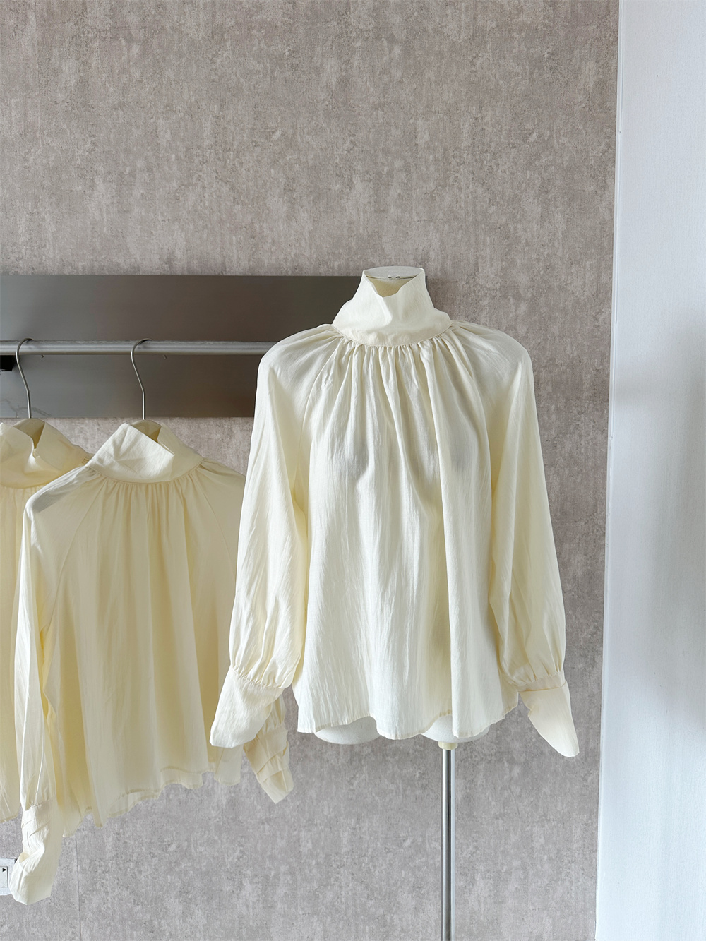 Early Autumn Lantern Sleeve Pleated Stand Collar Shirt for Women