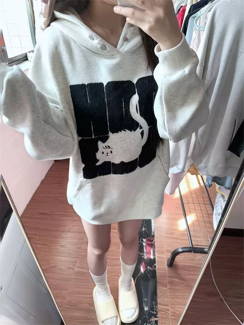 Women's Loose Embroidered Cotton Sweatshirt with Pockets - Style 2b2416