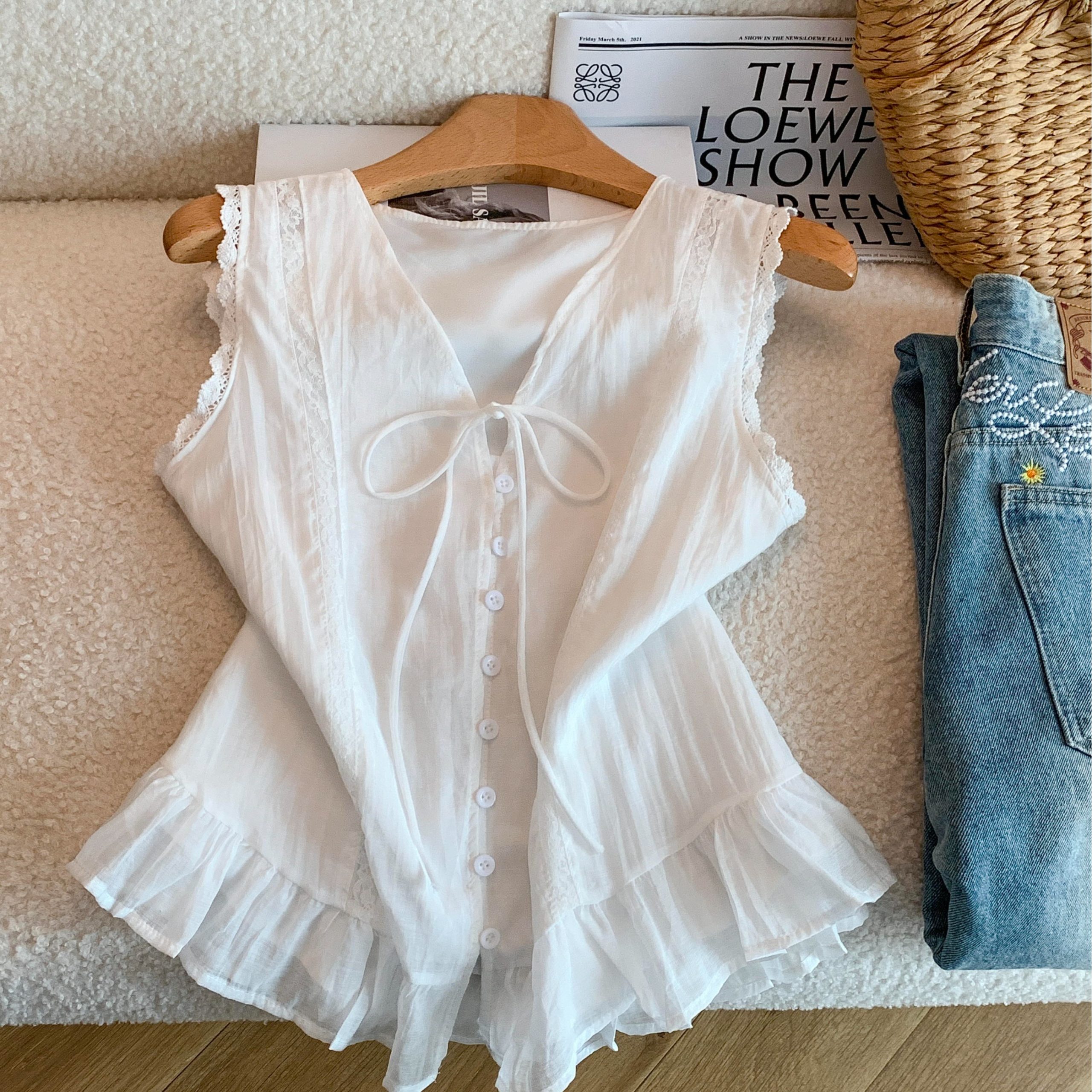 Women's Summer White V-Neck Lace Spliced Tie-Front Doll Top - Image 5